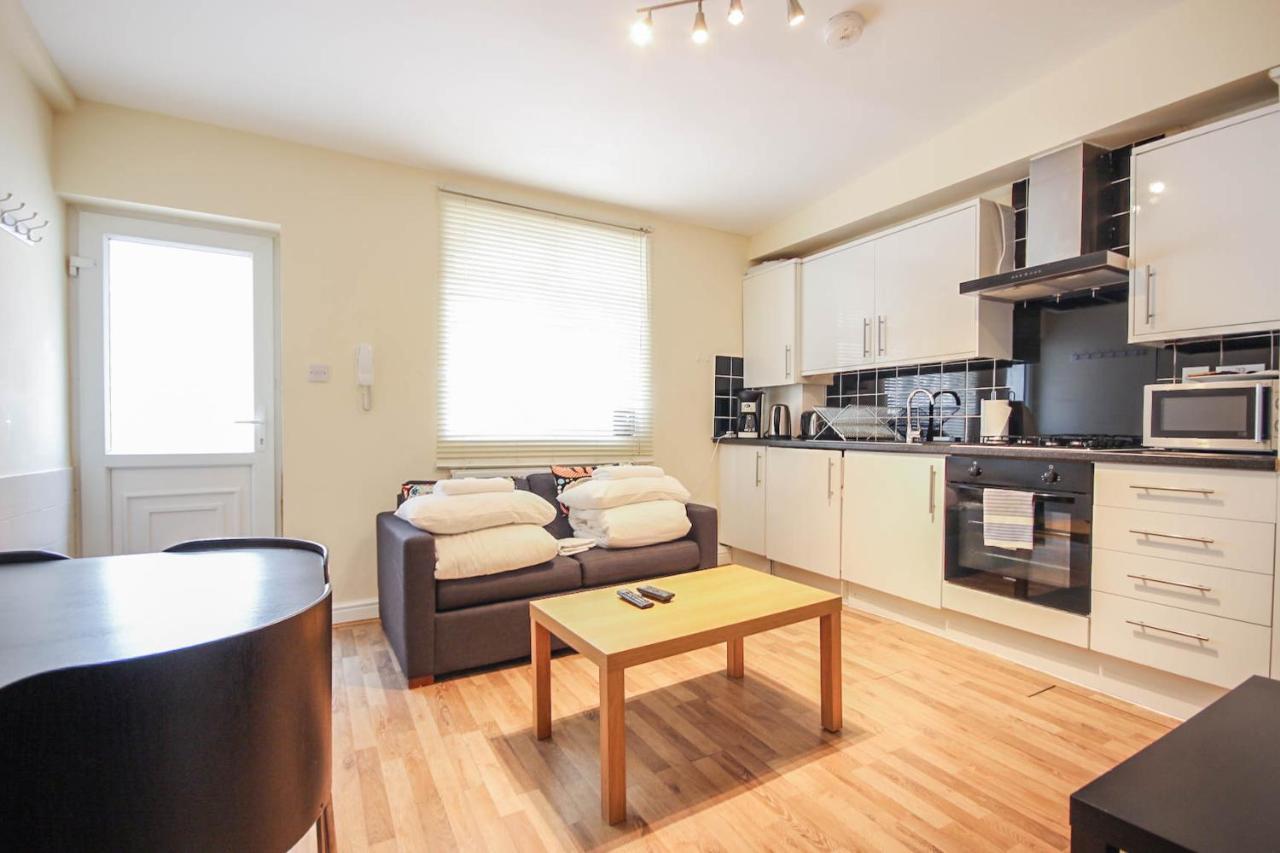 Camden Town Apartments Лондон Экстерьер фото
